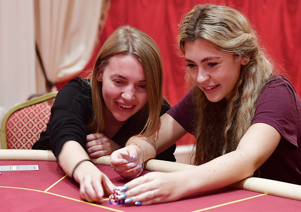 Why Are Women Better Gamblers Than Men?