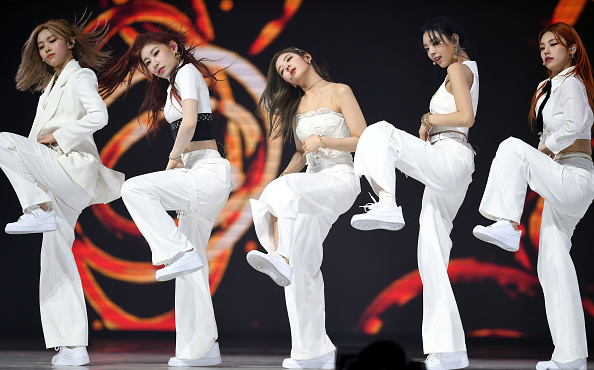 SEOUL, SOUTH KOREA - JANUARY 31: (EDITORIAL USE ONLY) (SOUTH KOREA OUT) In this handout image provided by The Sports Seoul, ITZY perform on stage during the 30th High1 Seoul Music Awards on January 31, 2021 in Seoul, South Korea. (Photo by The Sports Seoul via Getty Images)