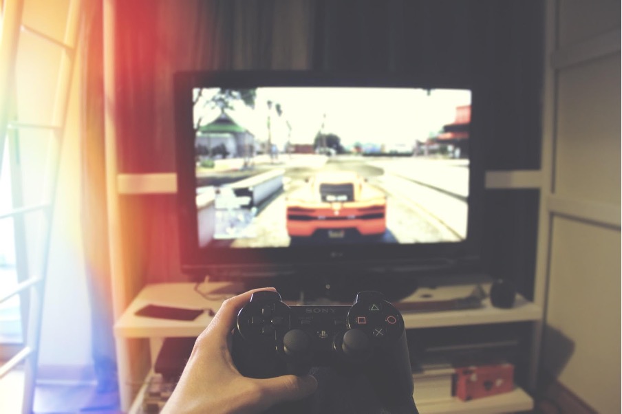 Learn about the advantages and disadvantages of cloud gaming