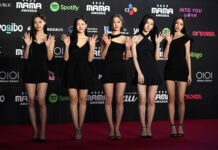 ITZY at the 2022 MAMA Awards ahead of the release of their new mini-EP "CHESHIRE."
