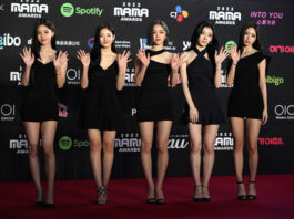 ITZY at the 2022 MAMA Awards ahead of the release of their new mini-EP "CHESHIRE."